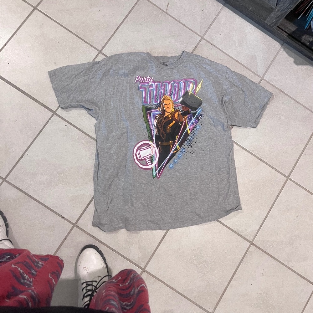 Party Thor Marvel t-shirt